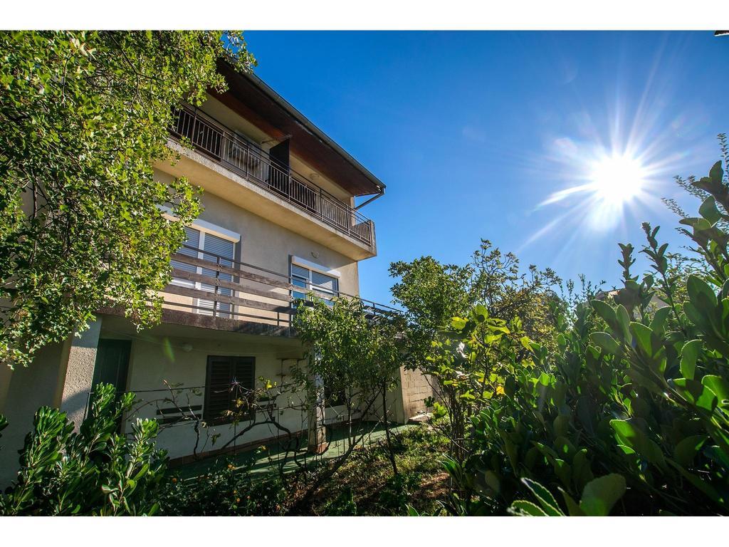 Apartments Velebit Starigrad Paklenica Ngoại thất bức ảnh